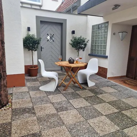 Lisette Wohlfuehldomizil Zwischen Rebenmeer Und Pfaelzer Wald Haßloch