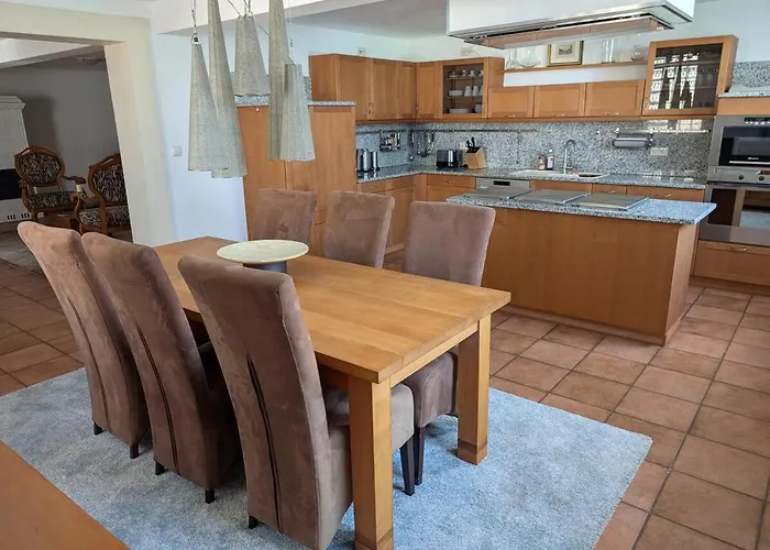 펜션 Lisette Wohlfuehldomizil Zwischen Rebenmeer Und Pfaelzer Wald Haßloch